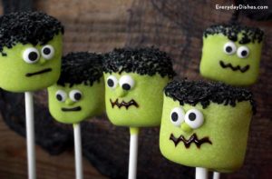 Halloween marshmallow pops 5