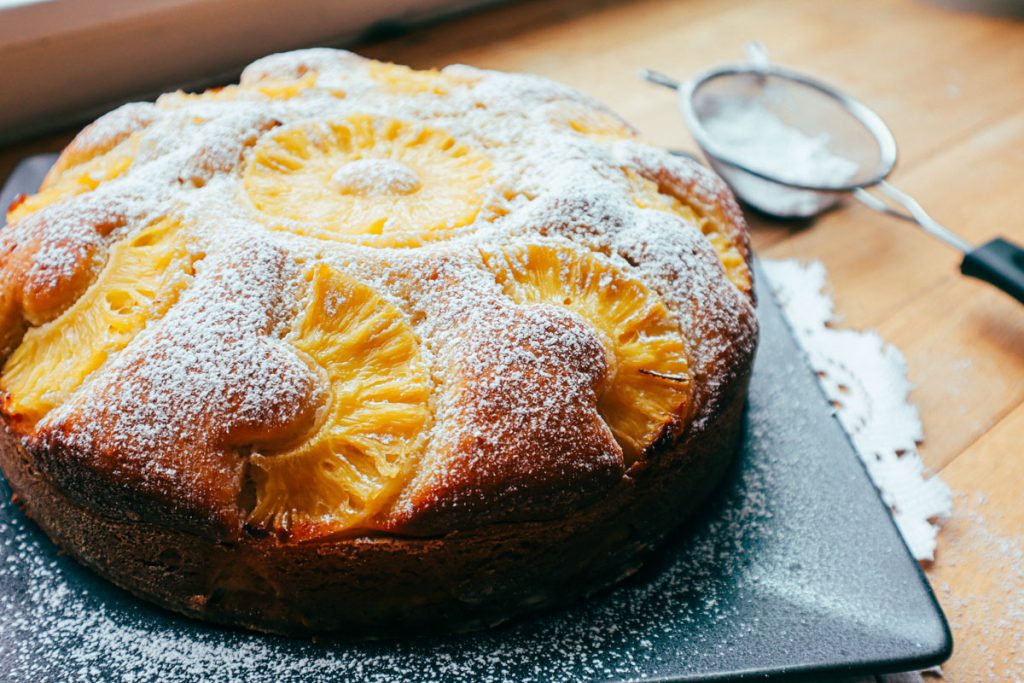 Ricotta pineapple cake