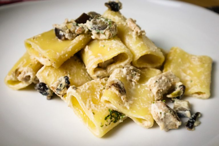 Paccheri al sugo di pesce spada « Le ricette di Angela