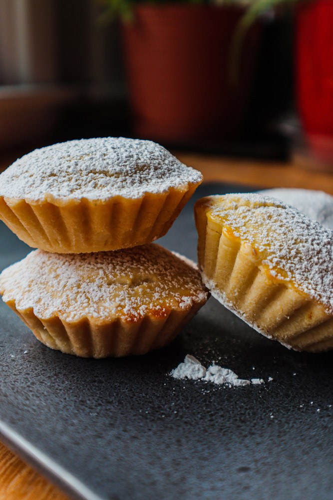 Pasticciotti ripieni di crema