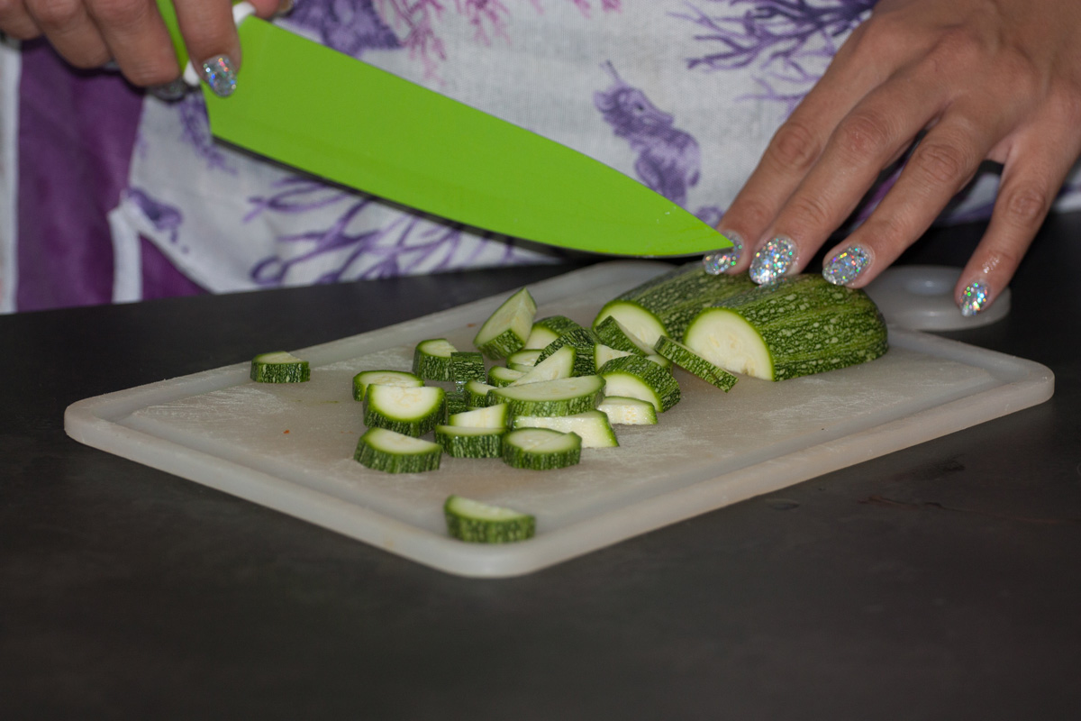 Cous-Cous-ricette- Preparazione delle zucchine verdi